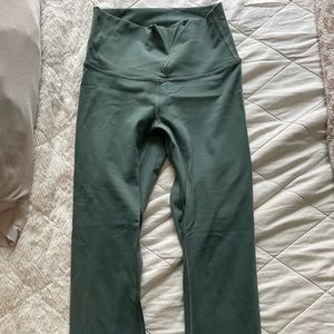 Lululemon leggings size 4
